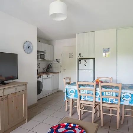 Апартаменты Allee Des Dunes E N57 3p6 Ондр