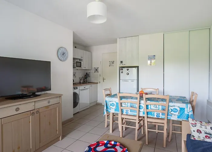 Апартаменты Allee Des Dunes E N57 3p6 Ондр